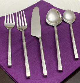 Vibhsa Flatware 5 Piece Place Setting (Color: Silver, size: Service for 1)